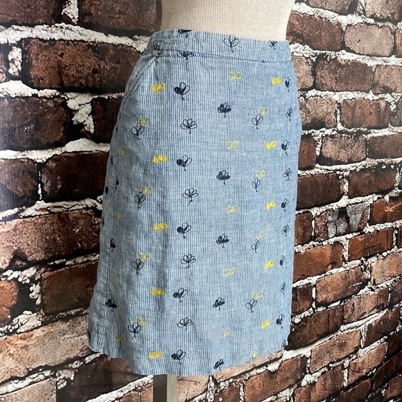 White Stuff Skirt Blue White Stripes Floral Embroidered Size 8 - Picture 3 of 12